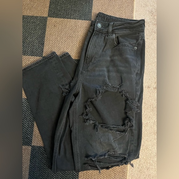 AE Ripped Mom Jeans - Picture 6 of 12